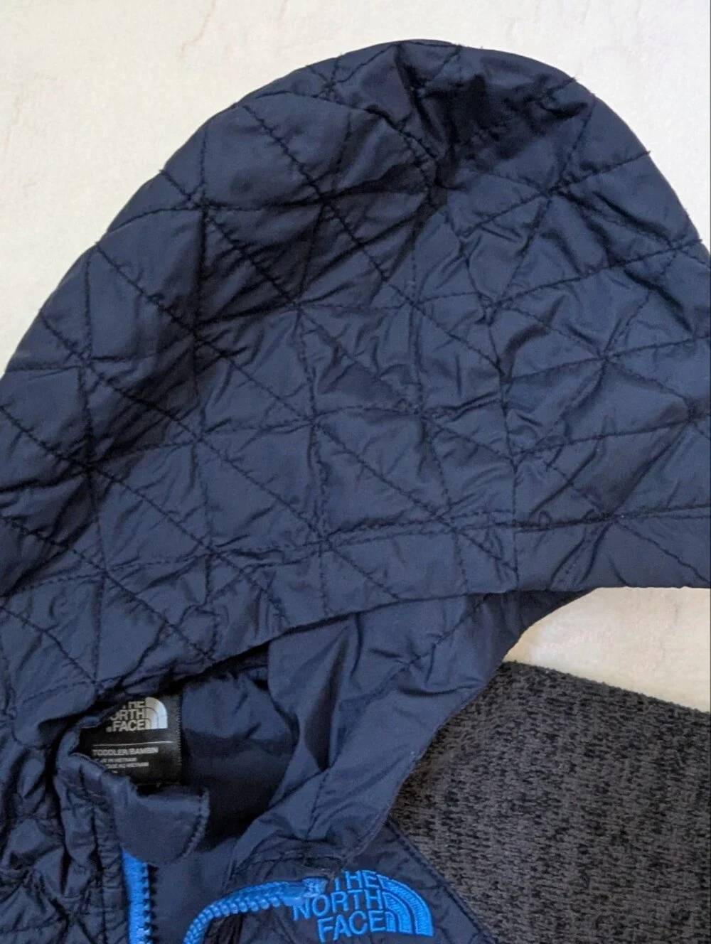 The North Face Kids Navy Quilted Jacket with Gray Sweater Fleece Sleeves Size 3T